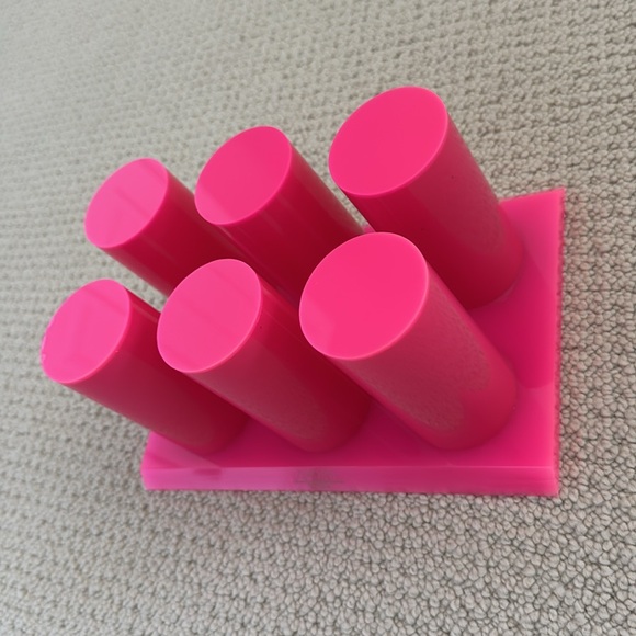 Amrita Singh Hot pink bangle holder - Picture 7 of 8